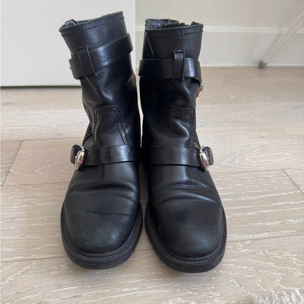 Black Leather Buckle Boots
